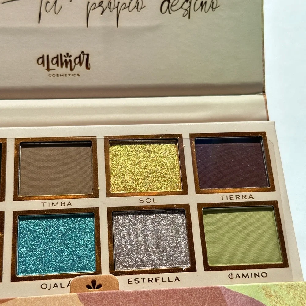 Alamar Cosmetics Destino Eyeshadow Palette
